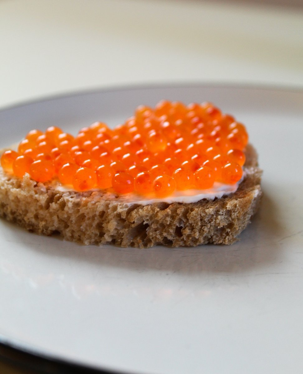Make vegan caviar the star of the show 🌟

#REGRAM @caviart_seaweed_caviar
#plantbasedfoods #caviart #seaweedcaviar #plantbased #vegan