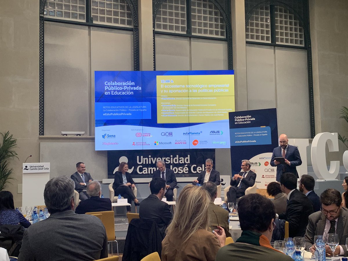 Letcraft Educación (@l3tcraft_edu) on Twitter photo Hoy hemos conocido los retos de #EduPublicoPrivada de los próximos años de la mano de grandes instituciones y empresas.
Retos y propuestas en el ámbito de la Inteligencia Artificial y la importancia de la formación docente🚀
<a href="/sienaeducacion/">Siena Educación</a> <a href="/Magisnet/">Periódico Magisterio</a> Hoy hemos conocido los retos de #EduPublicoPrivada de los próximos años de la mano de grandes instituciones y empresas.
Retos y propuestas en el ámbito de la Inteligencia Artificial y la importancia de la formación docente🚀
<a href="/sienaeducacion/">Siena Educación</a> <a href="/Magisnet/">Periódico Magisterio</a>