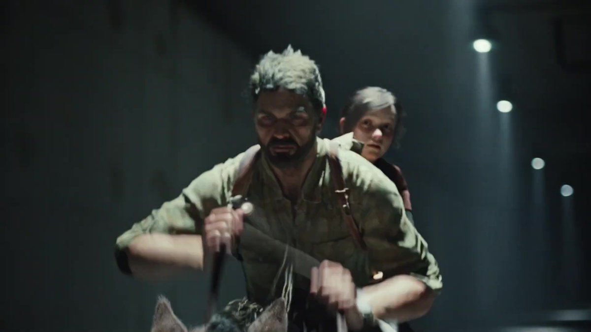 TheLastOfUsBR's tweet photo. Ellie, Joel e Callus de The Last of Us invadem estádio em vídeo promocional da UEFA Champions League.

PlayStation é patrocinador oficial da competição de futebol. https://t.co/tMzgYVGuRN