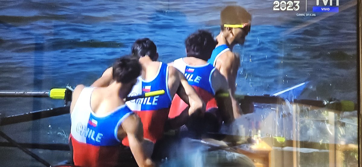 Clauvillalobos7's tweet photo. Otro Oro!!! Infartante triunfo.
Grandes deportistas Chilenos.
Remo!!!👏👏👏👏
Notables.
#PanamericanosSantiago2023 
#Panamericanos2023 https://t.co/8ZHbmSquDY