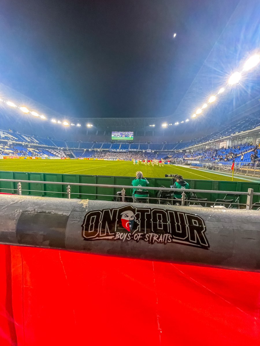 ZulPersonal's tweet photo. Misi pencerobohan asia takkan pernah terhenti.
Dongakkan kepala anda komrad!

@BosJohor2010 #OnTour #AsiaInvasion https://t.co/SsH4sLGssd