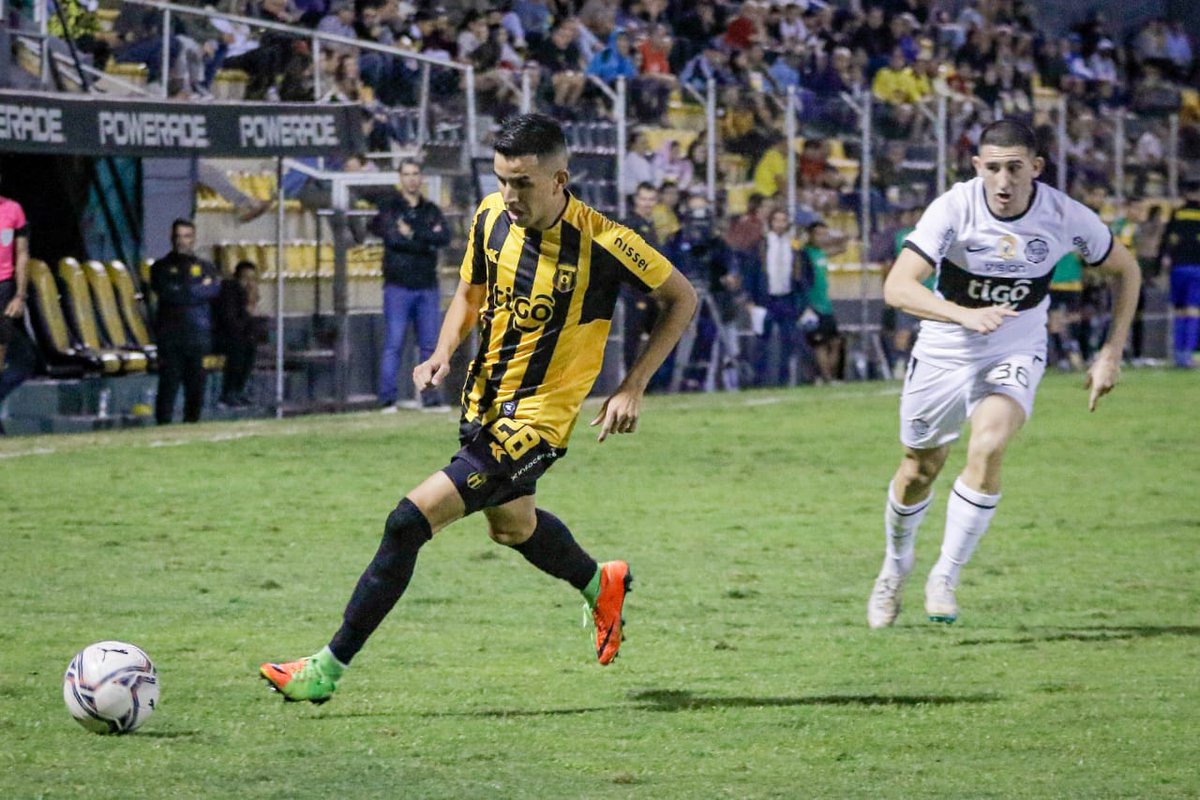 <a href="/Pelotadividida2/">Pelota Dividida</a> <a href="/erikwismann/">Erik Wismann</a> ⏭️Seguido, viví el clásico más añejo por La Deportiva, junto a <a href="/Pelotadividida2/">Pelota Dividida</a> 

🟡⚫️Guaraní vs ⚪️⚫️Olimpia

🏟️: Rogelio Livieres
⚽️Partido: 20:30
🎙️Relata: <a href="/NGO1989/">Nelson González</a> 
🎙️Comenta: <a href="/VelazquezErwin/">Erwin Velazquez</a> 
💻Coordina: <a href="/carlitosrojasca/">carfaroca</a> 

#ÚnicaEnFútbol #1120AM