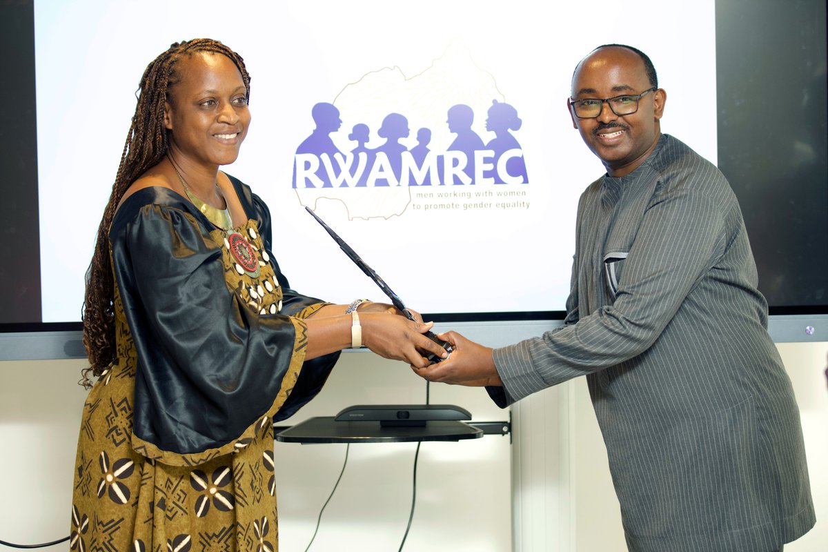 rwamrec's tweet photo. Today, the ED of RWAMREC had a fruitful meeting with a delegation from Alioune Blondin Bèye Peacekeeping School in Mali, headed by Lt. Colonel Drissa Sissoko. During the meeting with @EMP_Bamako, we discussed Rwanda's experience in #engagingmen to promote #positivemasculinities. https://t.co/Pl1GxmJWc0