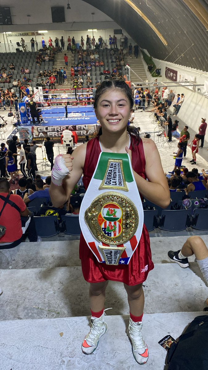elalbertomedina's tweet photo. ¡Orgullosamente sonorense! 🥊

Ella es Odaliz Corzo, campeona por quinta ocasión en el torneo binacional de box "Guerra en la Frontera"

La alumna del plantel Cecyte Hermosillo V Pueblitos, es la quinta ocasión en que gana...

Enhorabuena por el deporte en Sonora 👏🏻 https://t.co/qPiQhU2VJ7