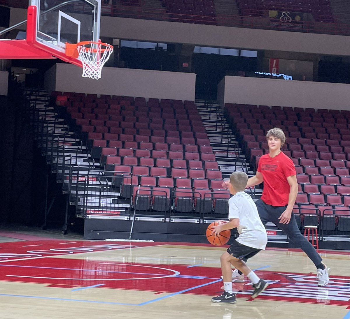 Eric Andracke tweet media