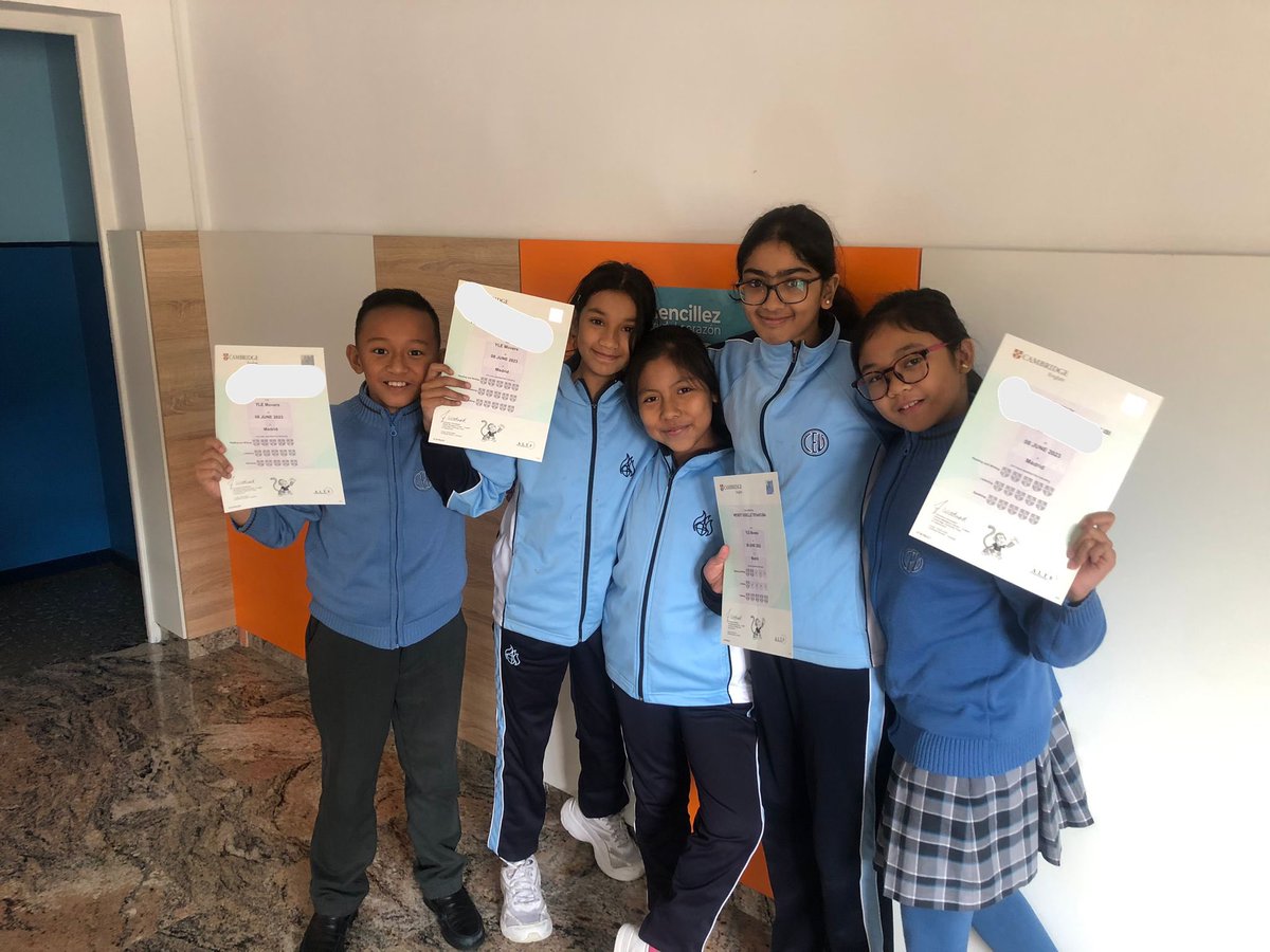 csanalfonso's tweet image. Our students finally got their @cambridgeengsp certifications 🇬🇧 💪🏼 . Congratulations guys! You did it a great job, we’re so proud of you! 🙂

#ColegiosHHCC
#BEDA
#Cambridge