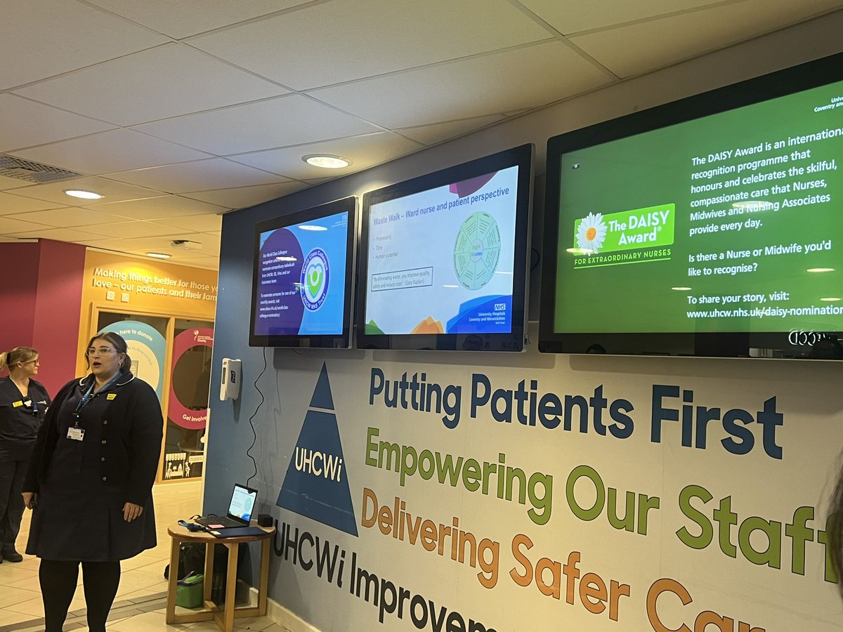 Today at stand up-T&N Leanne talked us through the changes made in the post-op Cauda Equina pathway & the affect of ⬆️ education to district nurses & Maxine discussed how she reduced LOS in the thoracic pathway by using #UHCWi tools such as waste walks #BetterNeverStops