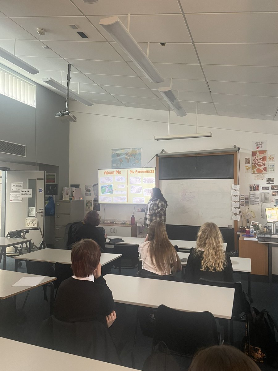 It was amazing to have our former pupil Louisa in today to talk about the importance of the @OfficialSYP and voting. Lots of great ideas and thought provoking questions from our RRS steering group! 👏🏻⭐️ #article12 #article4 @BraesHigh