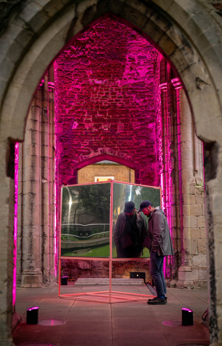 in_collusion's tweet photo. #KingsLynn at Greyfriars Tower - 2 events tomorrow Thurs 26 Oct with Artist Oliver Payne. FREE drop-in, no need to book.
Interactive workshop for families 2-4pm - play with sound equipment. 
Meet the Artist 5.30-6.30pm. All welcome.
#soundmirrors
Image @MatthewUsher https://t.co/LUwYArEBcs