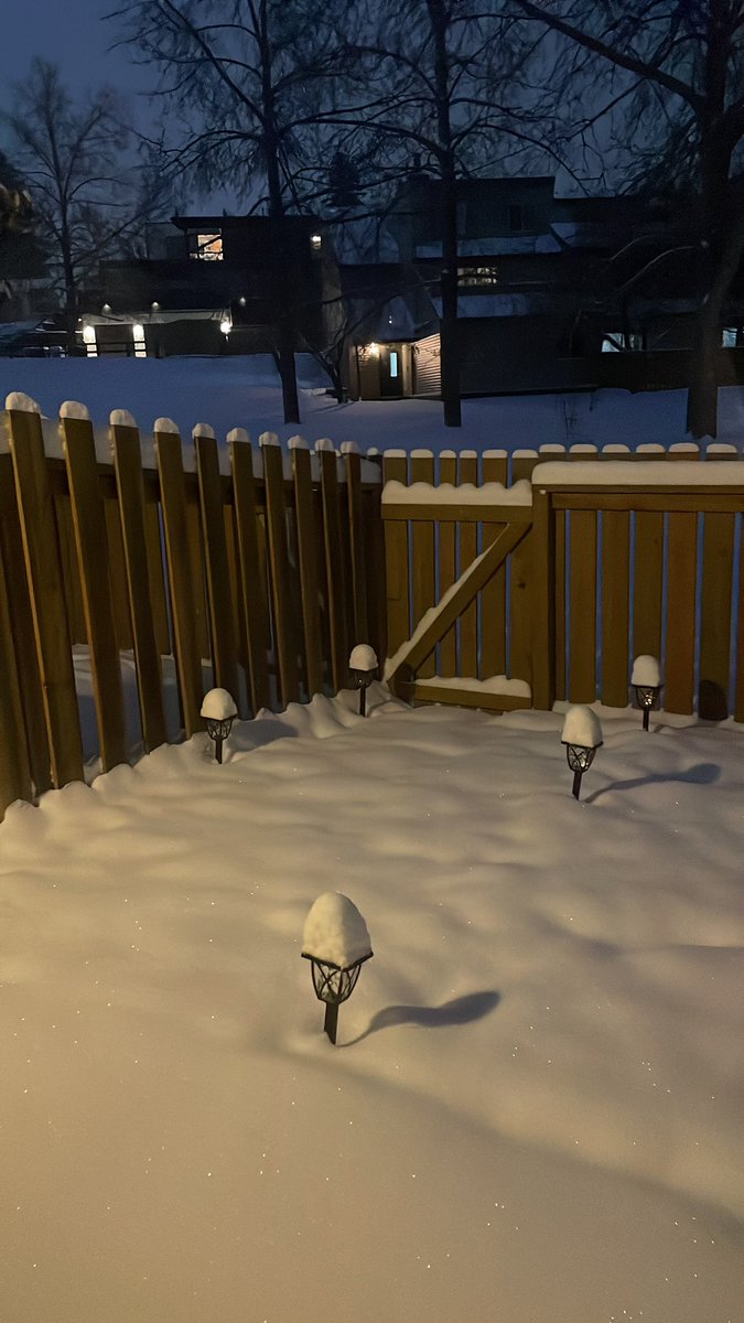 elrets's tweet image. Gotta say Calgary is being quite generous. On top of numerous Ultrasounds and quality teaching… a diverse weather @novakkerri @CathyLuMD @kennethernest @BowelUltrasound 
#IUS #Module2