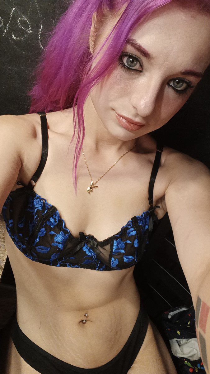 minimissy42098's tweet photo. https://t.co/XNcXndvU9Z
Watch me be so sweet but so spicy! 😘😜😈🥵
#onlyfans #onlyfansmodel #onlyfansbabe #onlyfans_girl https://t.co/L4seOLfrk0