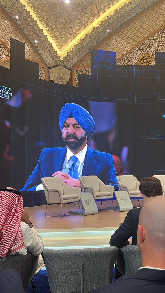 EssamAlGobaisi's tweet image. #ImpactOnHumanity #FII7