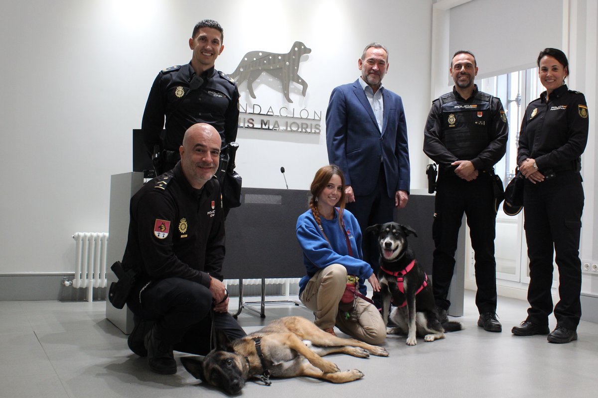 Una de las cosas más bonitas de nuestro día a día es la capacidad para generar alianzas.Hemos puesto puntos en común con unos cuidadores muy especiales, con quienes estamos seguros vamos a ponernos patas a la obra para seguir mejorando la vida de la ciudadanía ☺️🐾