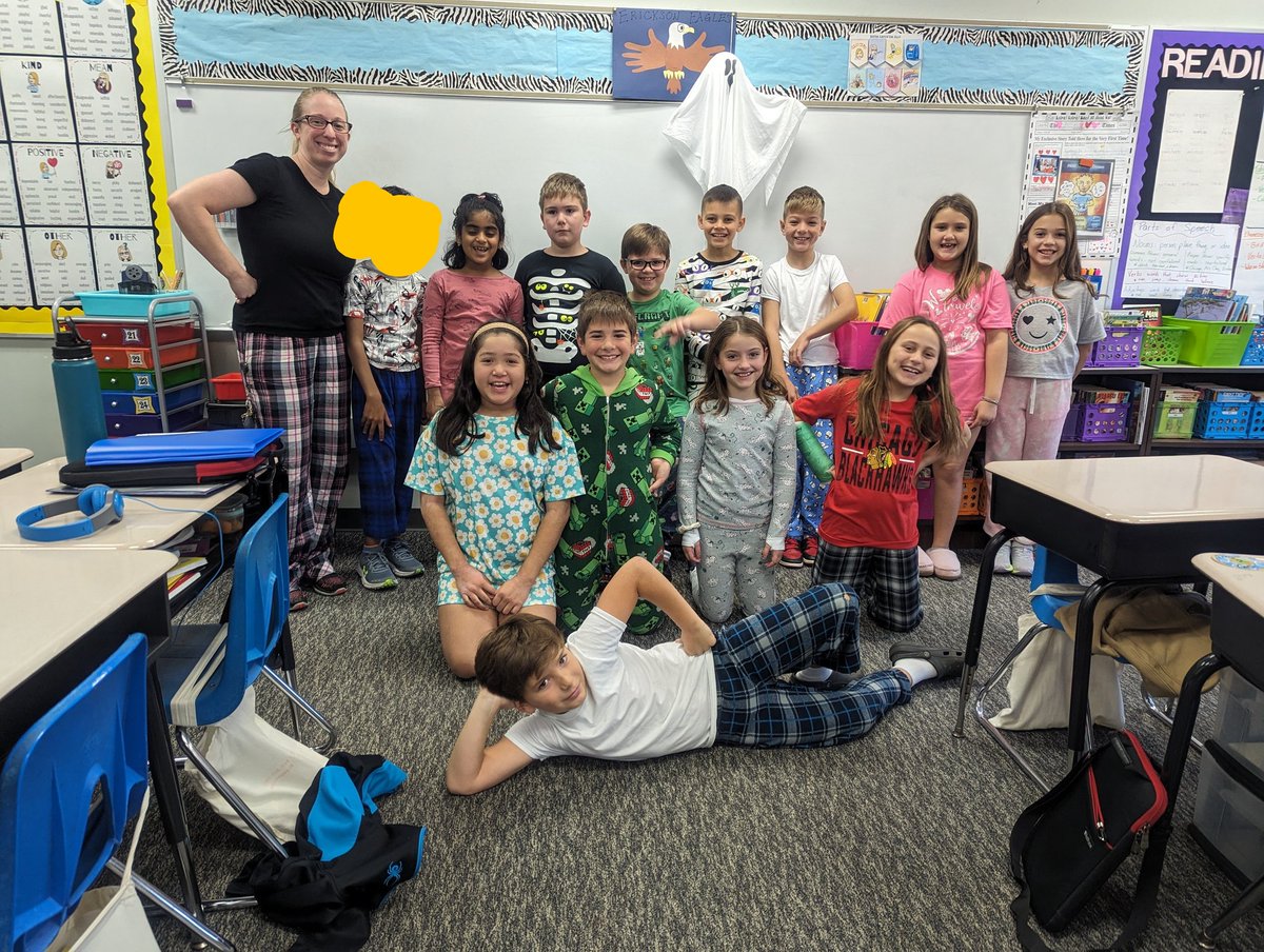 Mrs. Holm tweet media