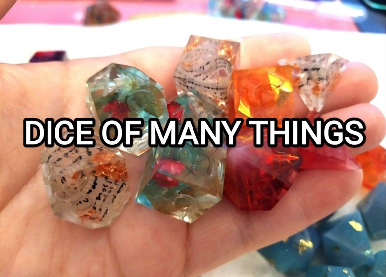 🔥SORTEO🔥
Sorteo de un par de daditos sorpresa artesanales.
Para participar:
🌟 Debéis seguirme <a href="/HijaDeTabernero/">La hija del tabernero 🎲🏳️‍🌈</a> 
🌟 Dar RT
Finaliza en una semana y habrá dos ganadores.
Para residentes en España
¡Mucha suerte!