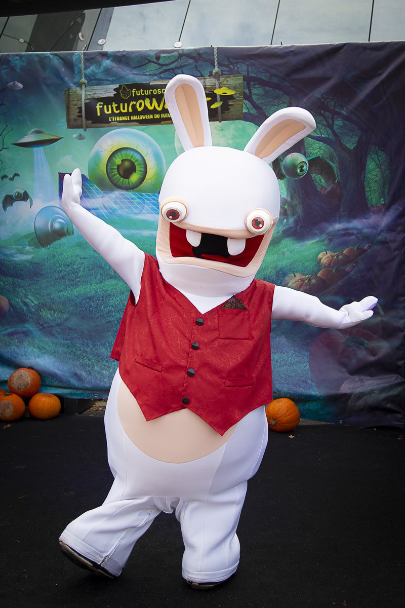 Les Lapins Crétins ont sorti leur plus beau déguisement pour vous souhaiter un Joyeux Halloween 🎃