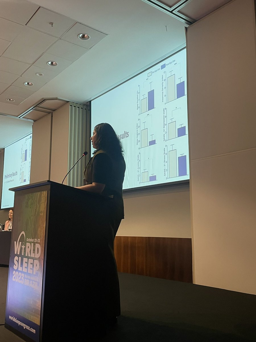 Dayna Easton tweet media