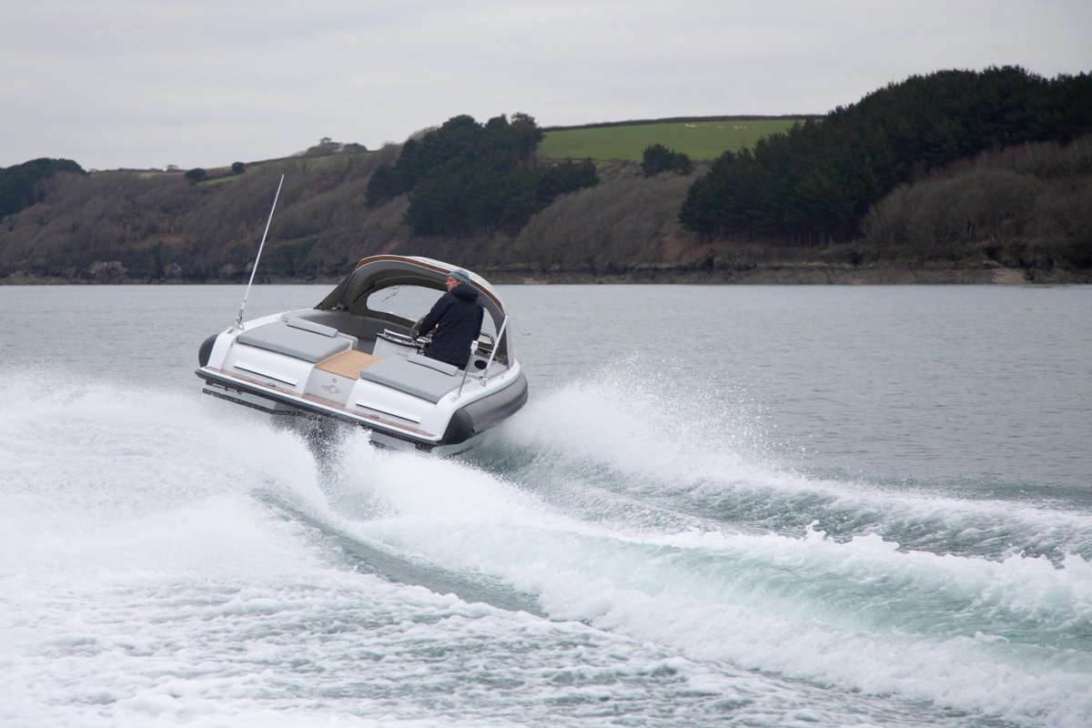 Cockwells's tweet photo. Completing our quartet of tenders for megayacht, Renaissance is the semi-production Air-Sport 7.0.
This epic tender combines the practical attributes of a RIB with all the flair and luxury of an open limousine.
#Cockwells #AirSport #TenderTuesday #SuperyachtTender https://t.co/wbEd2QIhcB