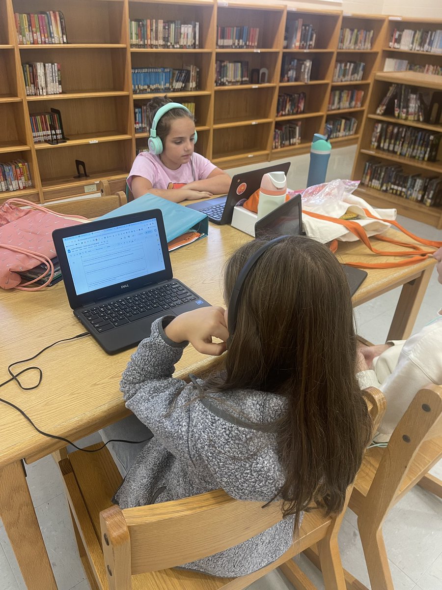 Mechelle Morgan (@mechelle428) on Twitter photo Think Like a Podcaster today! Listening to podcasts to get ideas for our own! #MurraySchools <a href="/SMuehleman/">Sheri Muehleman</a> Think Like a Podcaster today! Listening to podcasts to get ideas for our own! #MurraySchools <a href="/SMuehleman/">Sheri Muehleman</a>