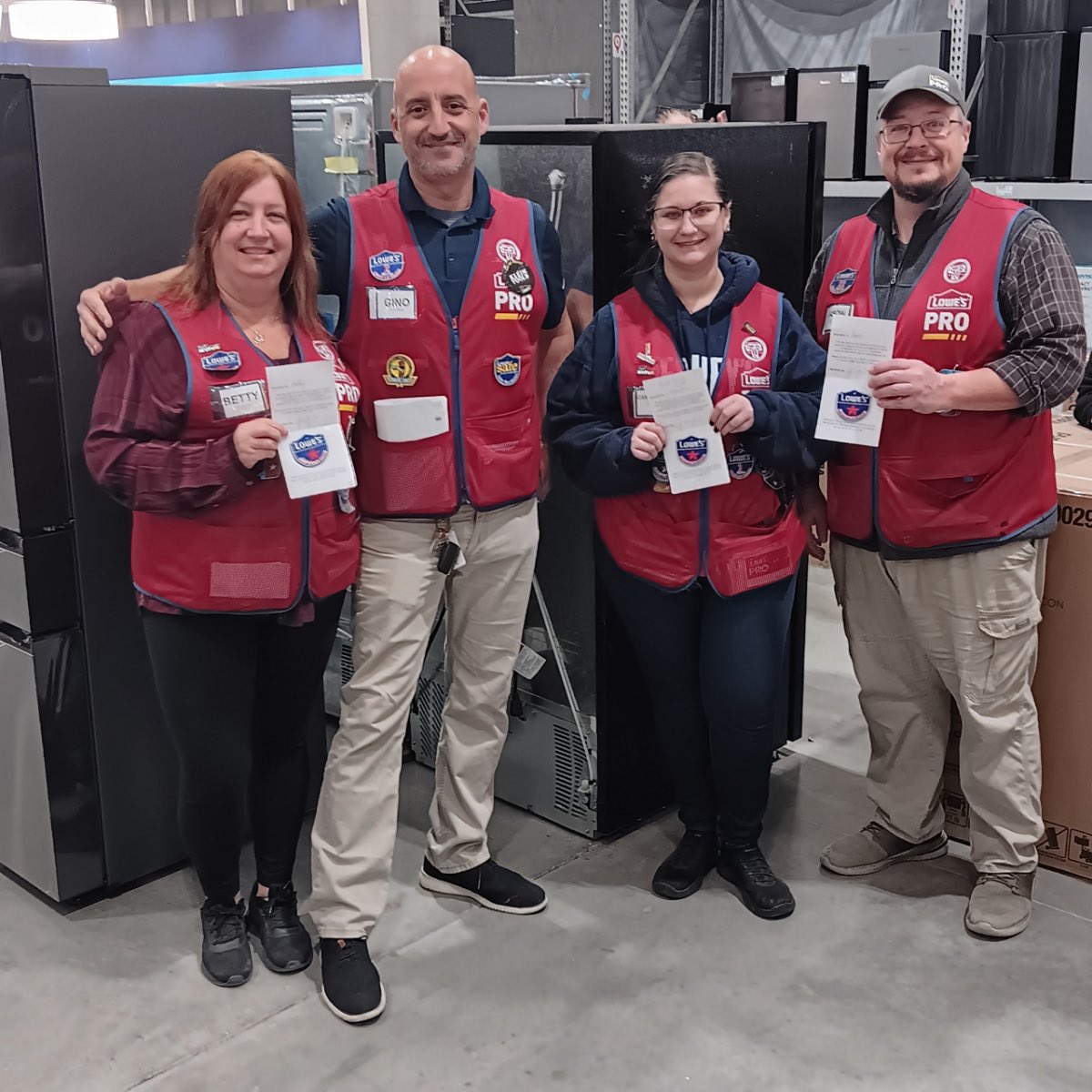 Recognizing this team for driving pro credit this week.  Thanks for all you do team!!! <a href="/TheProRally/">Pro Rally</a> <a href="/DCT0813MD/">Dante Thomas</a> <a href="/MelindaCounts/">Melinda R. Counts</a> <a href="/oldakaka/">janet artiga</a> <a href="/kristiezw/">Kristie Wooddell</a>