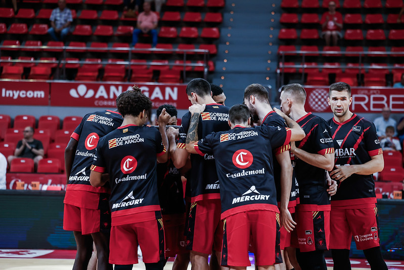cervezasambar's tweet photo. 🏀Sorteo a la vista🏀

Este sábado el plan lo pone Ambar. ¿Quieres asistir al partido del Casademont Masculino contra el Joventut de Badalona este sábado a las 21.15 h?

Sigue los siguientes pasos:

1️⃣Haz RT
2️⃣ Síguenos

¡¡Juntos haciéndoles fuertes en el Príncipe Felipe!! https://t.co/j4WJ6uLFFO