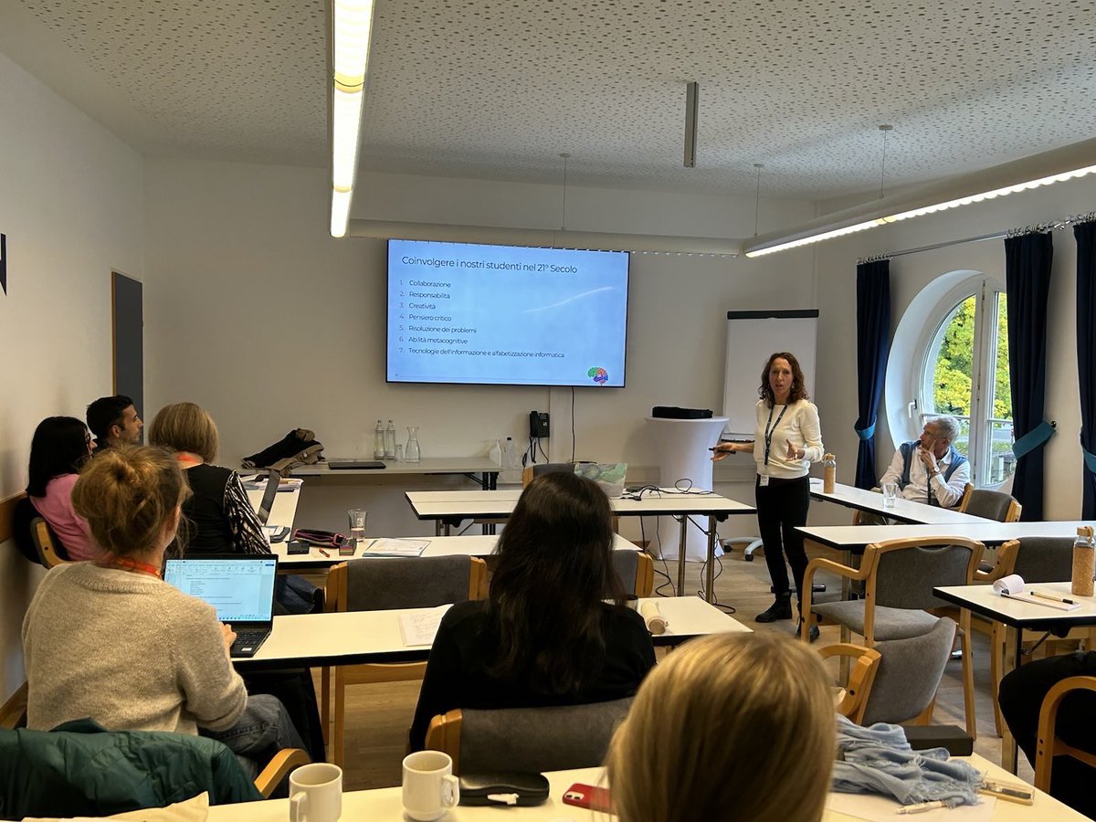 CebsAustria's tweet photo. Fantastic workshops after lunch break
@cavilamvichy Michel Boiron
@chiasuan
Joanna Paolinelli
Manuela Mena
#sprachenforum2023
#teacherwellbeing
#learneridentity
#itals
#ele
#elt https://t.co/mfAv6JFZwm