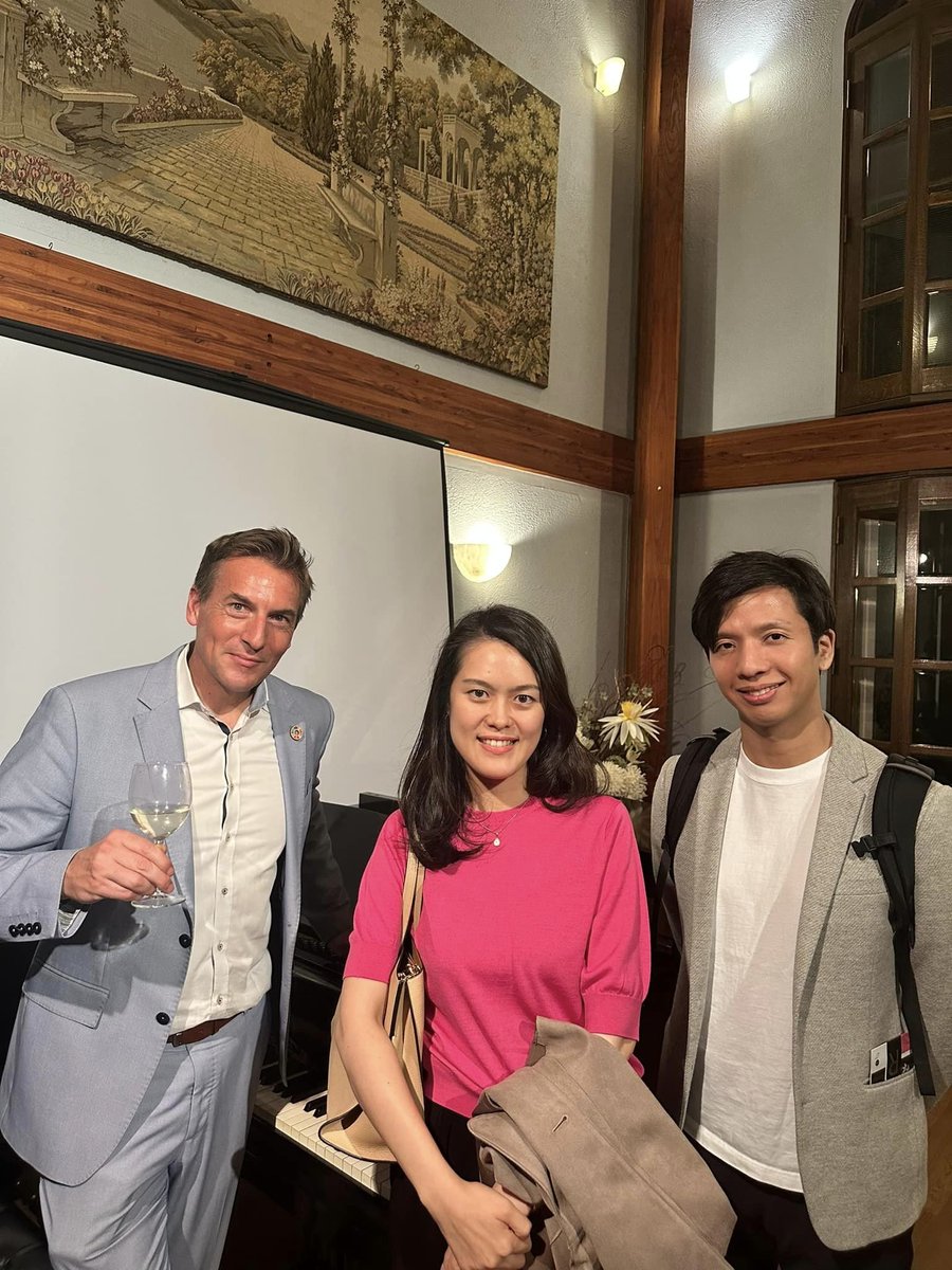 Milie88105's tweet photo. We had an amazing lineup of artistic performances which included Noh performance by Shonosuke Okura, an operatic performance by Roberto Di Candido。
#worldbeing #pdiegroup #schmitztokyo #crazyschmitz https://t.co/enTGH3H84z