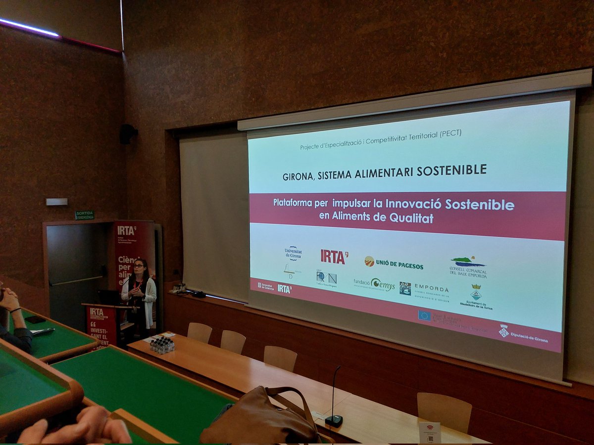 Eli_Riera's tweet photo. Avui al nou espai d'innovació del @irtacat 
Molt interesant aquesta nova oportunitat per a la industria alimentaria, empreses i organitzacions del territori @AlimentsOnyar @grupFRN https://t.co/jhx42d06iv