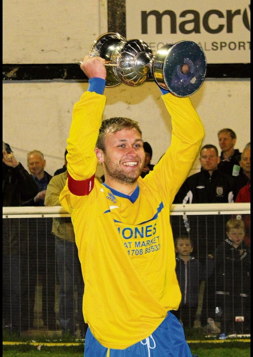 Martin Llewellyn tweet media