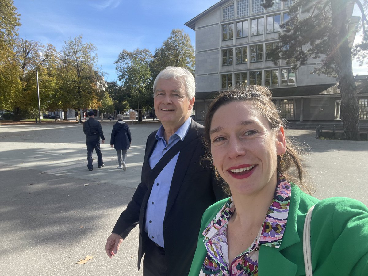 Ich gratuliere herzlich <a href="/FelixWettstein/">Felix Wettstein</a> zur Wiederwahl, trotz Wähleranteilverlust. Wir haben Historisches geschafft. #grüngewinnt #sitzhalten 
<a href="/GrueneCH/">GRÜNE Schweiz</a> 
<a href="/gruene_so/">GRÜNE SO</a>