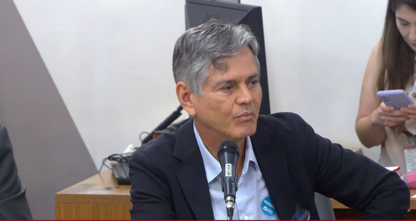 assembleiamg's tweet photo. #TempoReal Luiz Gontijo (foto), presidente do Sindicato das Empresas de Transportes de Passageiros, questiona prazo p/ início e fim da duplicação da BR-381. Seg @DepCelinho, em 2023, houve 448 acidentes, 420 com ferimentos graves e leves, e 30 óbitos, entre BH e Gov Valadares. https://t.co/QMWg0U83ND