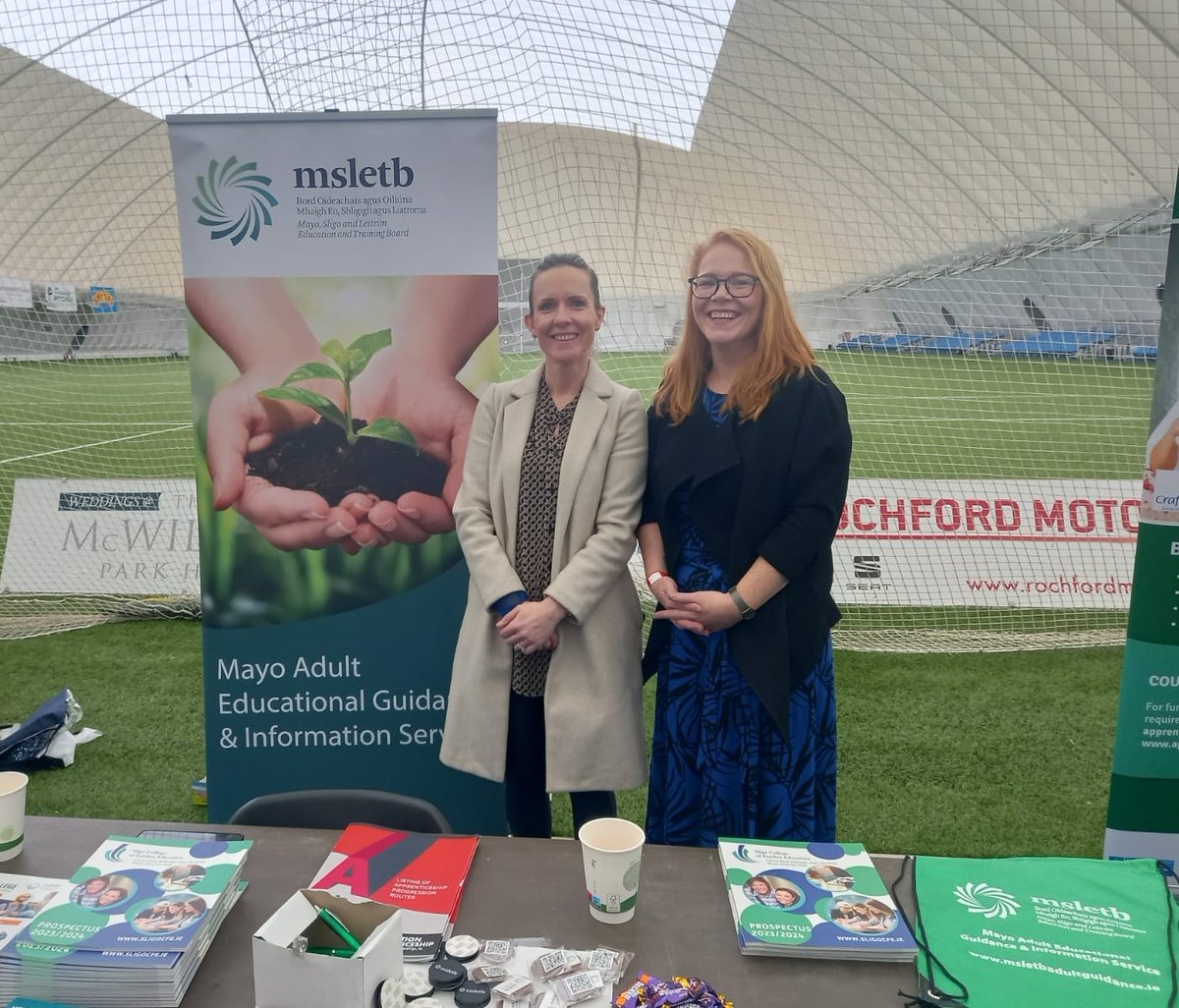 Our colleagues in Mayo were on hand today to advise students and teachers attending Career Paths Options in the GAA Airdome, Bekan, Co. Mayo

 #CareerPathsOptions #msletb