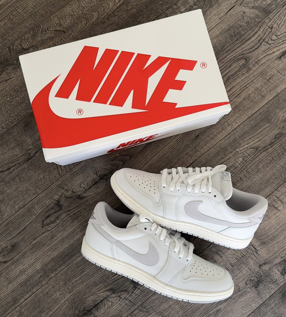 Jordan 1 neutral grey on feet 2025