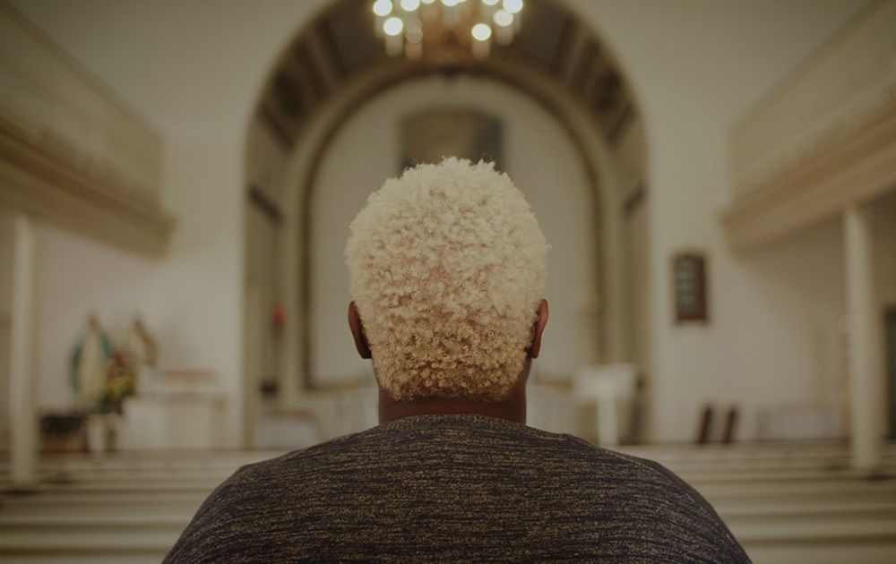BlkCathlicMsngr's tweet photo. "Finding Us" is a 2022 documentary short covering Jesuit slavery descendants and their continuing efforts to find their long-lost family and reckon with the sins of the Fathers.

@natemup says the film's brevity by no means subtracts from its gravity. https://t.co/Lp1ujCNLZN https://t.co/1NjcFJMw29