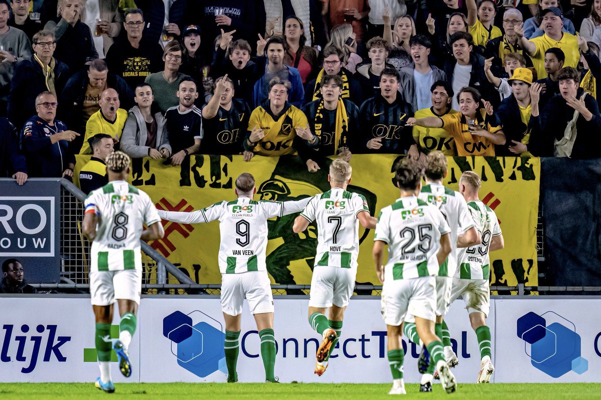 Kevin Van Veen (@kevinvanveen) on Twitter photo Ik zal vechten voor deze fantastische club..
Laat de FC Groningen weer is juichen!!!🎵
Tough times don’t last,
Tough people do.
KOP DR VEUR❤️
<a href="/fcgroningen/">FC Groningen</a> Ik zal vechten voor deze fantastische club..
Laat de FC Groningen weer is juichen!!!🎵
Tough times don’t last,
Tough people do.
KOP DR VEUR❤️
<a href="/fcgroningen/">FC Groningen</a>