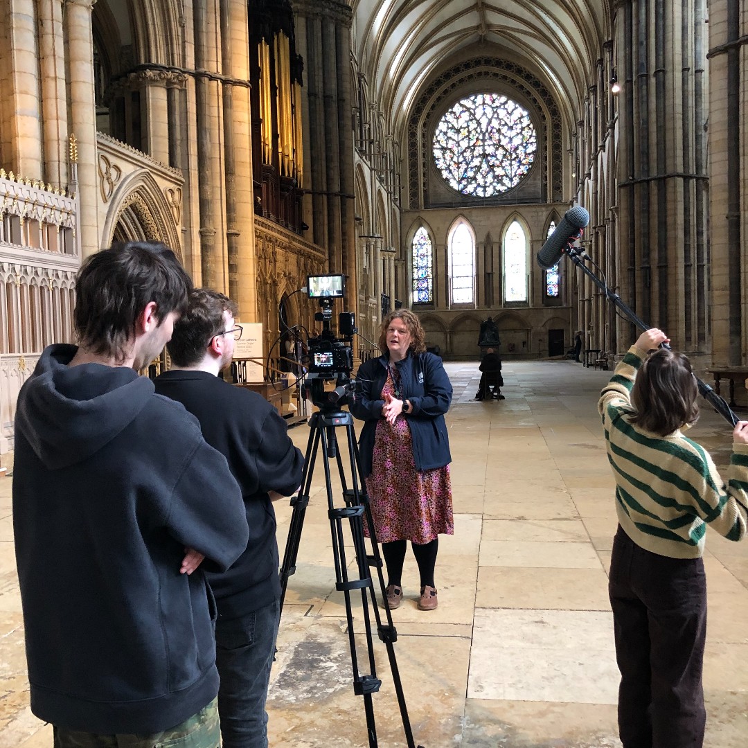 🎥 Lights, camera, action! Our Masters in Film Production students shine as they interview Michelle Andrews, Marketing and Communications Manager at Lincoln Cathedral, during their masterclass! 🎬 #FilmProduction #CathedralInterview