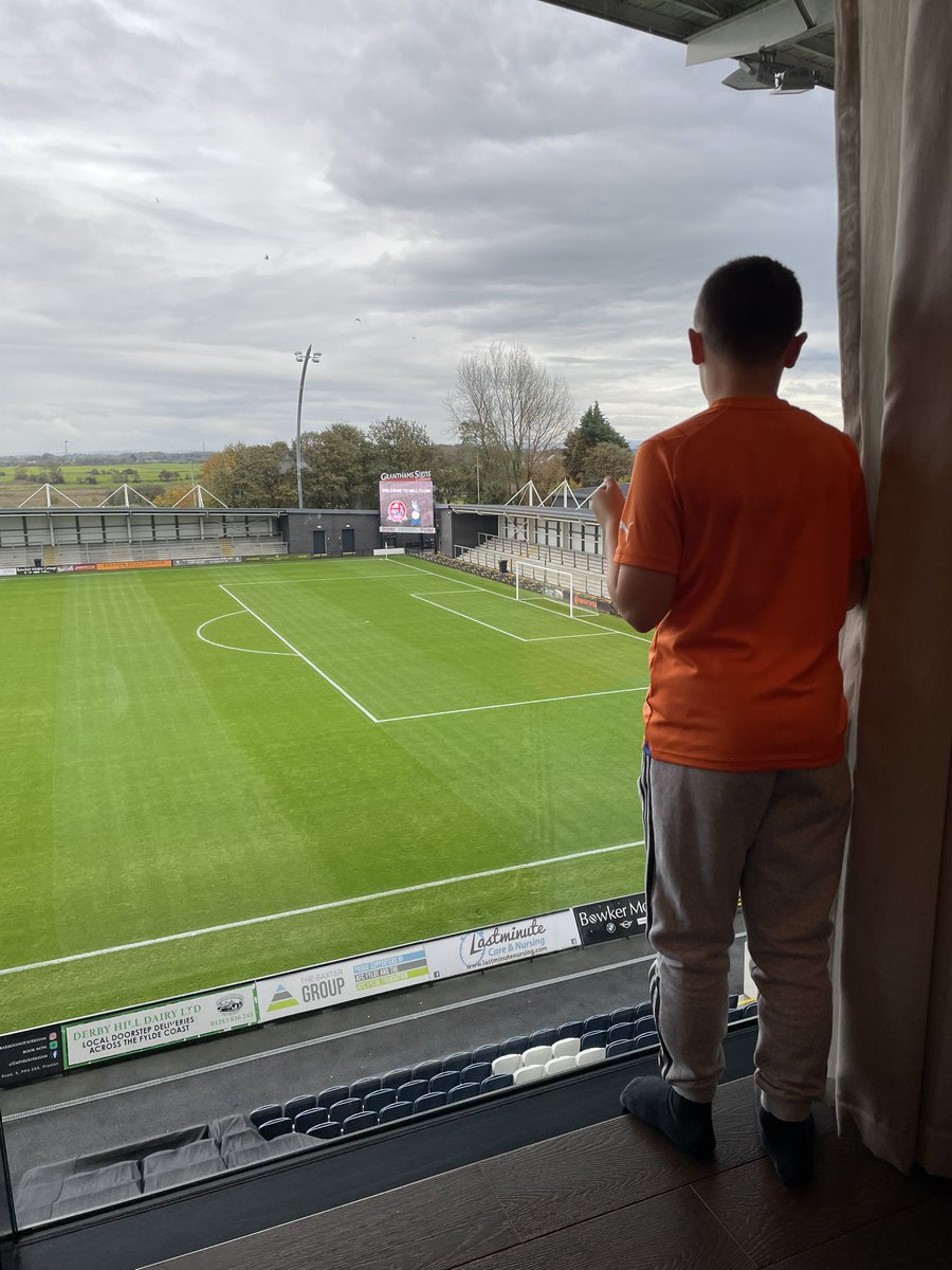 After his first away day at Rochdale we up the ante tonight with a stay in AFC Fylde hotel. What a view 😉 #oafc