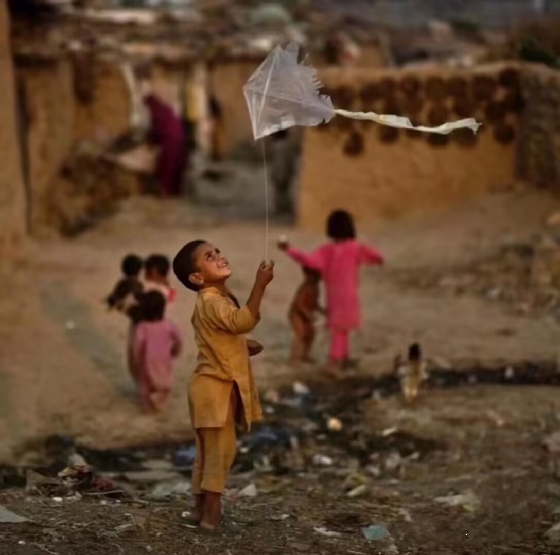 bashayer2212's tweet image. Peace is not an ideal, a dream! It is the wish of hundreds of millions of people! May there be peace in the world and no more wars!