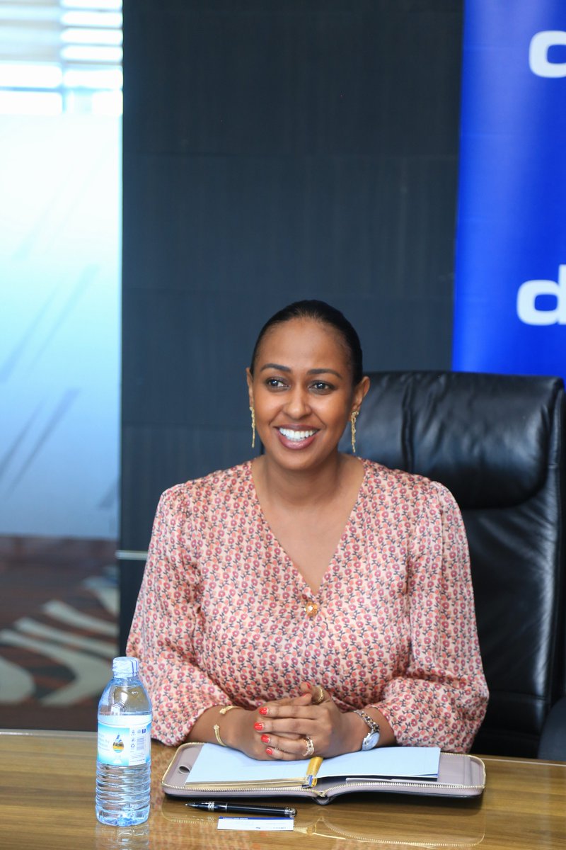 dfcugroup's tweet photo. This evening, our CEO, @charlesmudiwa hosted the VISA, Country Director of Uganda, Rwanda, Tanzania, and Burundi, @singabire, at the dfcu Bank head office in Nakasero. The two leaders discussed provision of solutions for dfcu customers. 
#TransformingLivesAndBusinesses https://t.co/d0IIYGXqUi