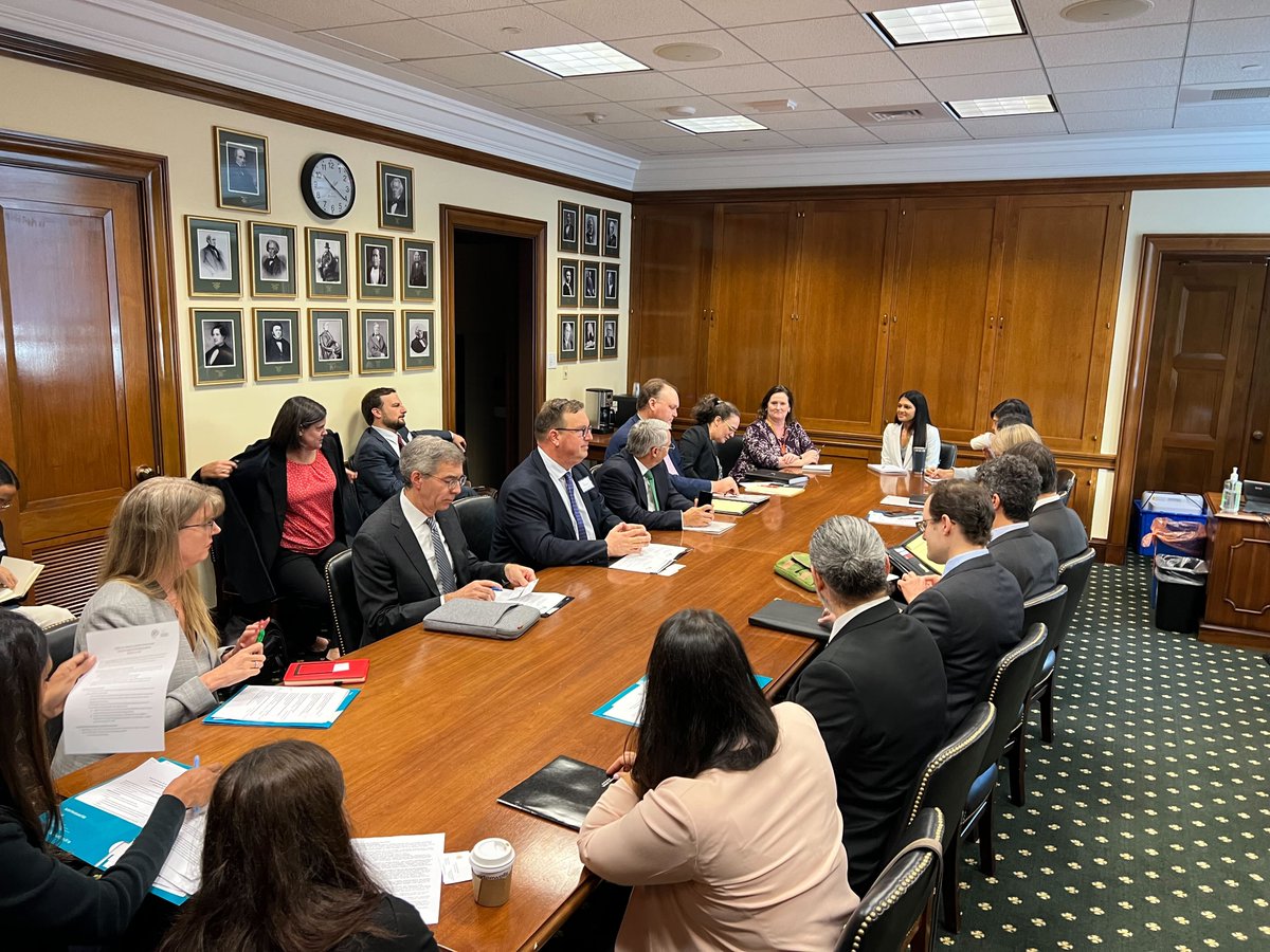 Kicking off this year’s #HealthCareClimateCouncil DC Advocacy Days.

We’ll be joining reps from the Council’s 21 member systems to talk with Congress and the administration about how #ClimateChangesHealth and the importance of funding solutions for resilience and #ClimateAction.
