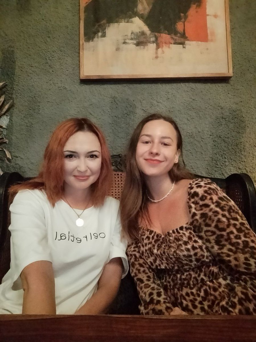Good night❤️

Bali unites!
<a href="/EvEart_eth/">EvE art</a> Coming from Vietnam!
For over a year we have been chatting in the nft world and now we have met in reality. Wonderful!🥳🥳🥳