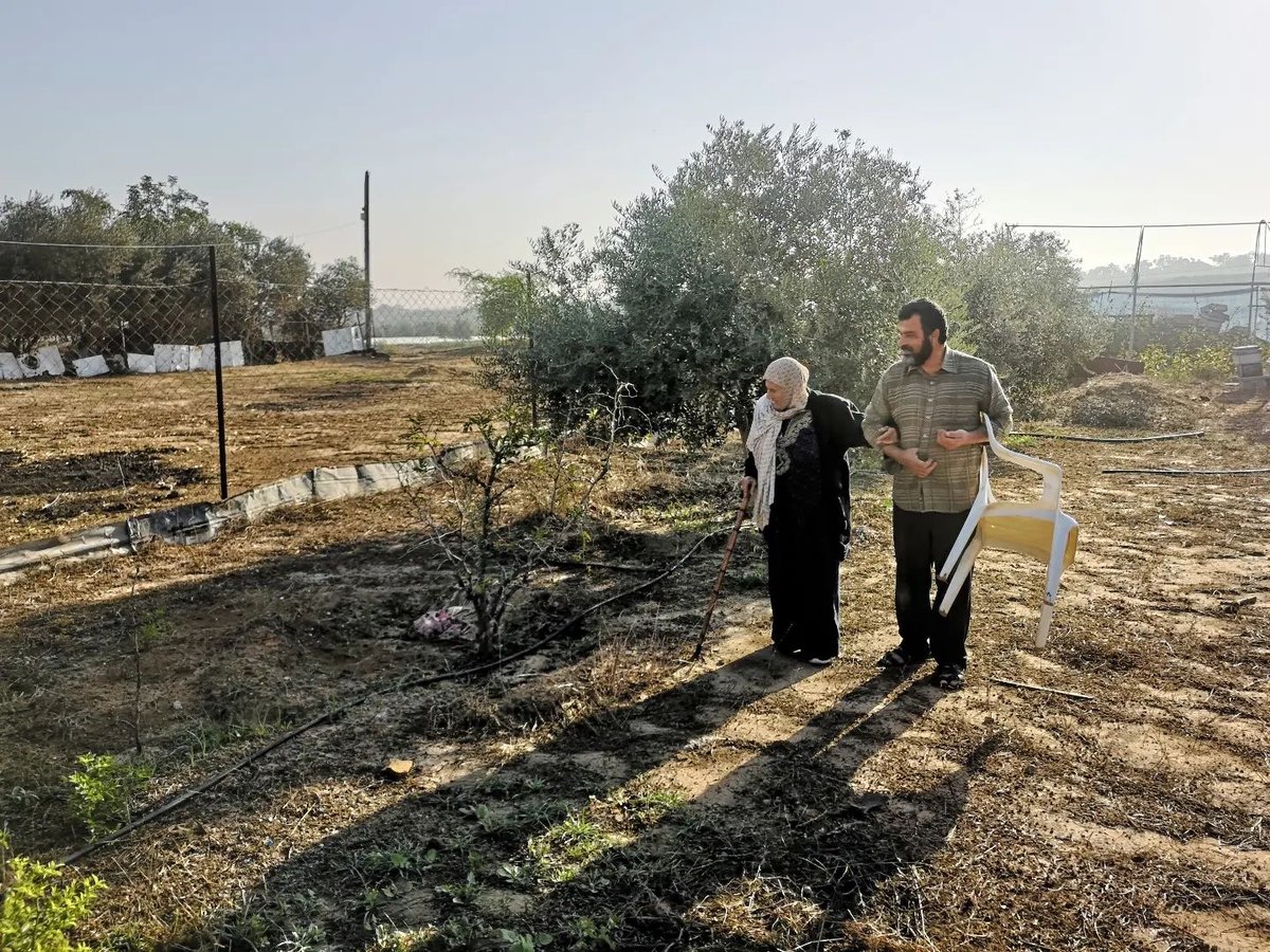 gulfphotoplus's tweet photo. “My Grandmother” by Majd Arandas

”Palestinian Bahja Arndas (86), has lived in Al-Nusirat camp in the center of Gaza strip after the occupation of Palestine in 1948, which was known as the "Palestinian Nakba"

Support Majd and his work by following him https://t.co/h9cLxskdgV https://t.co/A28QdRdhdC