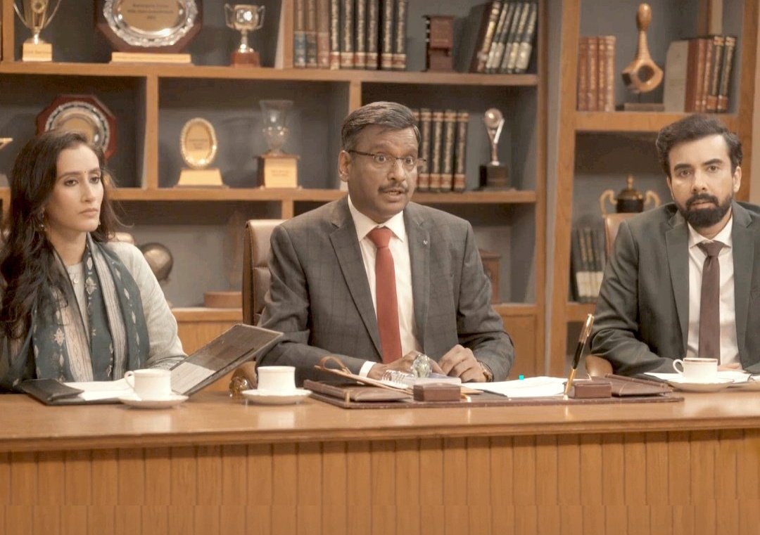 GauravP1005's tweet photo. That one random moot court judges bench with corp lawyer, practicing advocate and a guy from consultancy https://t.co/jzuEelEt0U