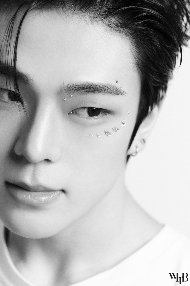 whib_official's tweet photo. WHIB 1st Single Album 
[Cut-Out] Concept Photo #4

🎧 2023.11.08 6PM (KST)

#WHIB #휘브
#JAYDER #제이더  
#Cut_Out #컷아웃 https://t.co/OMmvtFkPRa