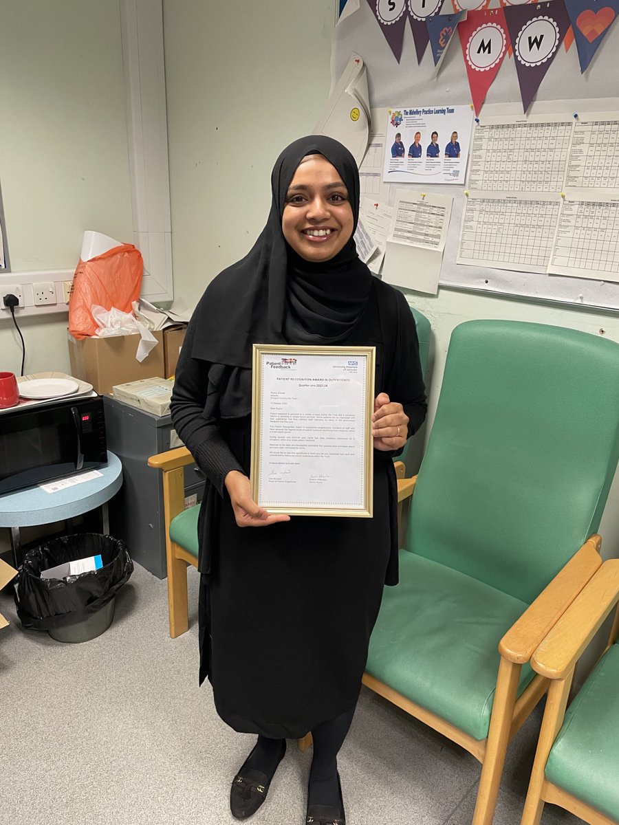 Congratulations to Midwife Rujina Ahmed from the Evington Community Team, who recently received a Patient Recognition Award for all the wonderful patient feedback she's received! 👏 @sueburtonDCN @Leic_hospital #meaningfulrecognition