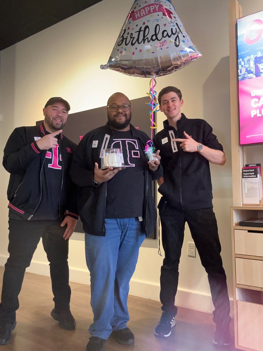 funchworld's tweet image. Happy 1 year Magentaversary Torian! AND HAPPY BIRTHDAY!  Thanks for all you do!  #thereapers #greaterdcthecrown
