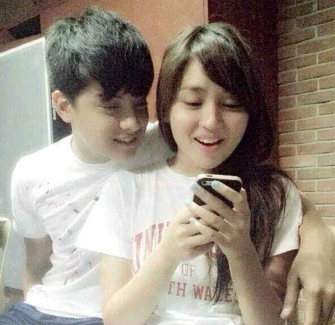JisooKath103's tweet photo. Eto talaga!! Ultimate maximum to the highest level na pic!! Sobrang kilig ang iniwan sakin neto! Emzzzz mapaphone or pc eto naging wallpaper ko that time!! 
Eto talaga ang best picture ever!! 
#leg8 https://t.co/CDNKkrpYrq