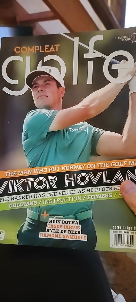 Sven - The Golfing Paper Pusher tweet media