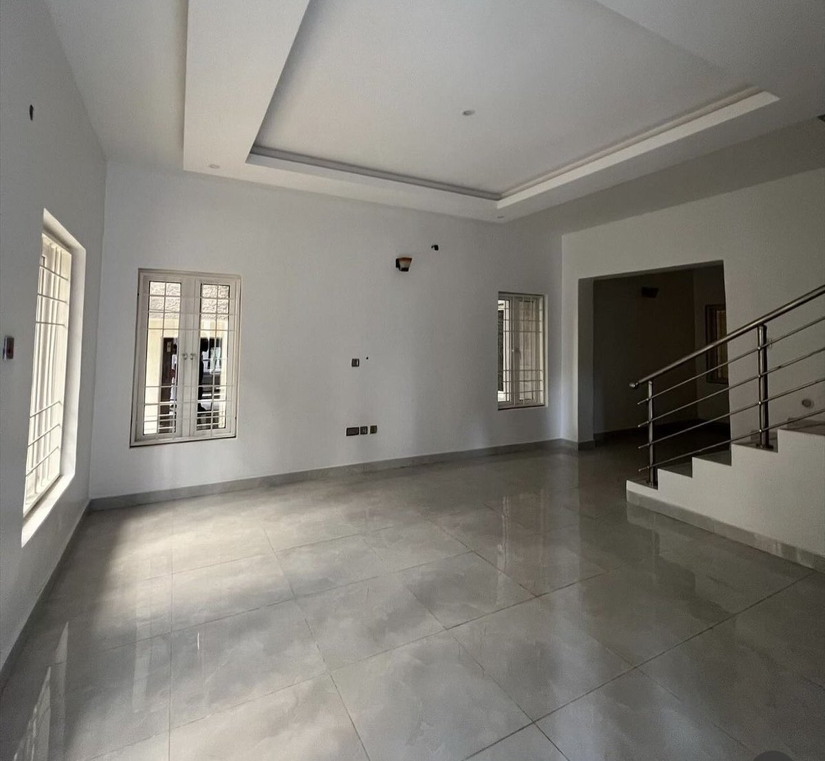 buildglobal_ng's tweet photo. For Sale | Guzape Listing‼️

4 Beds | Guzape | ₦140,000,000

This is a solidly built 4 Bedroom Terrace Duplex with 2 Living Spaces and a BQ . It seats in a Family Friendly Community with good infrastructure.

Price Guide: ₦140,000,000

📍Location: Guzape, Abuja.
📞08131803474 https://t.co/0VmA3Dz5mV