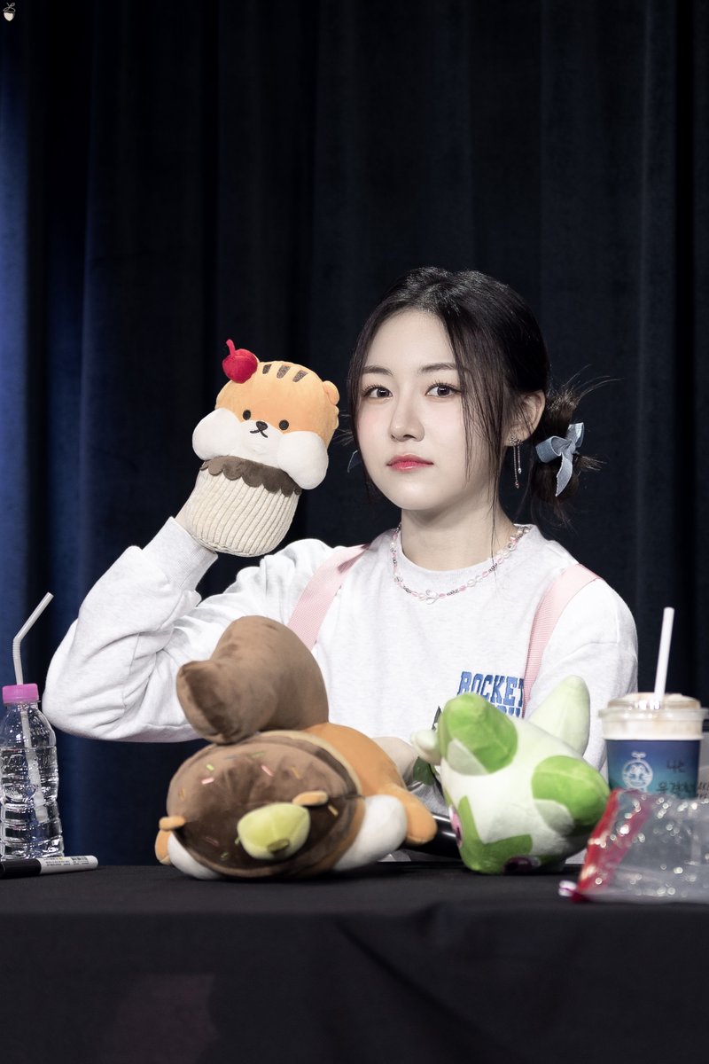 acorn0429's tweet photo. 231015 지스페이스 다현 HQ

#로켓펀치 #RocketPunch #다현 #Dahyun #ダヒョン https://t.co/4xf4NFAagM